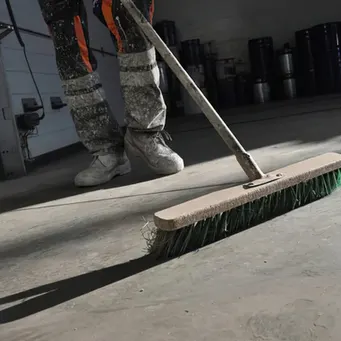 construction cleaning service